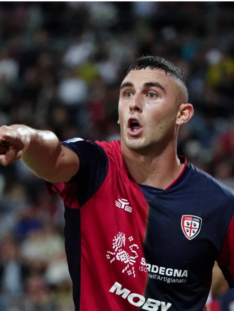  Il Cagliari vince a Parma 3-2 e abbandona l'ultimo posto in classifica 