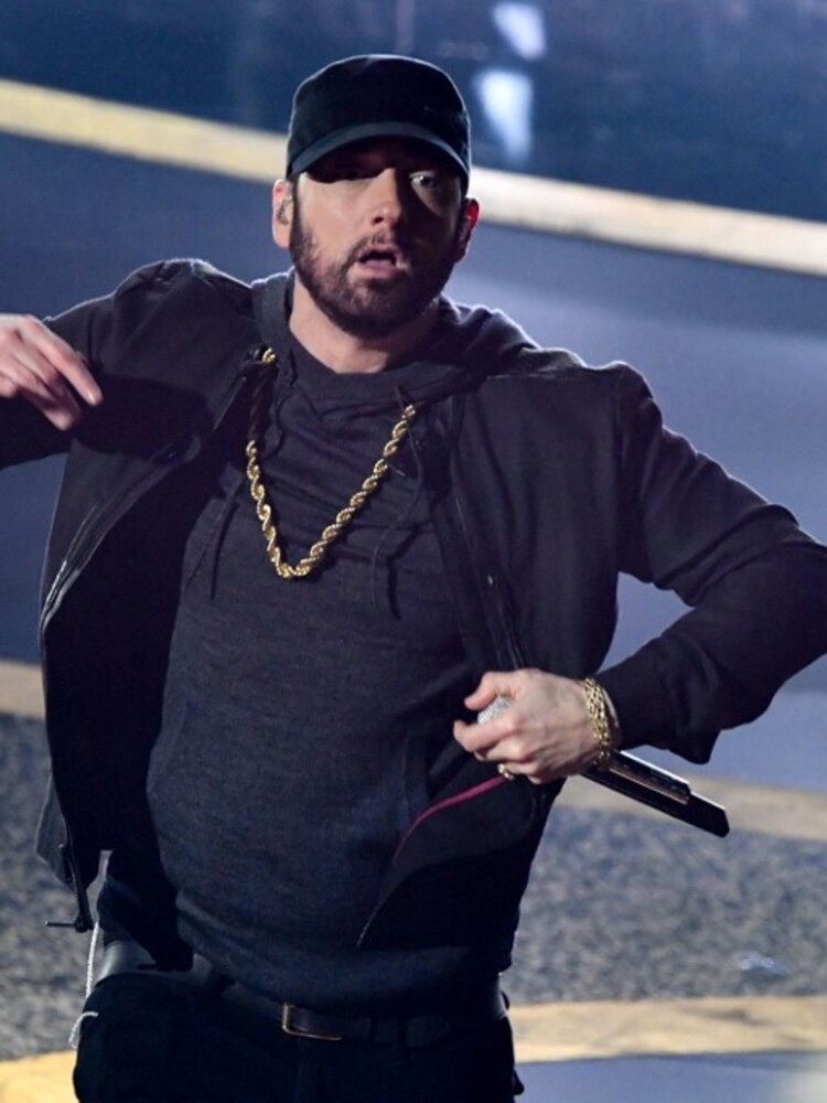 Eminem diventerà nonno (e lo annuncia con una canzone)