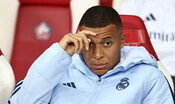 Mbappé indagato per stupro. Lui: "Sono vittima di fake news"