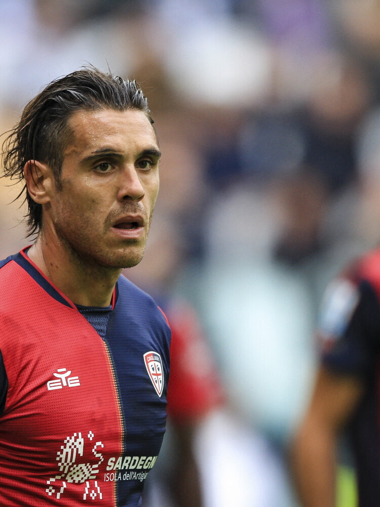 Il Cagliari in rimonta batte il Torino 3-2