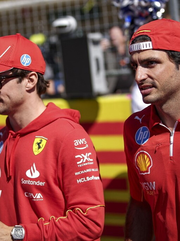 Gp di Austin, doppietta Ferrari da urlo! Leclerc trionfa, Sainz è secondo 