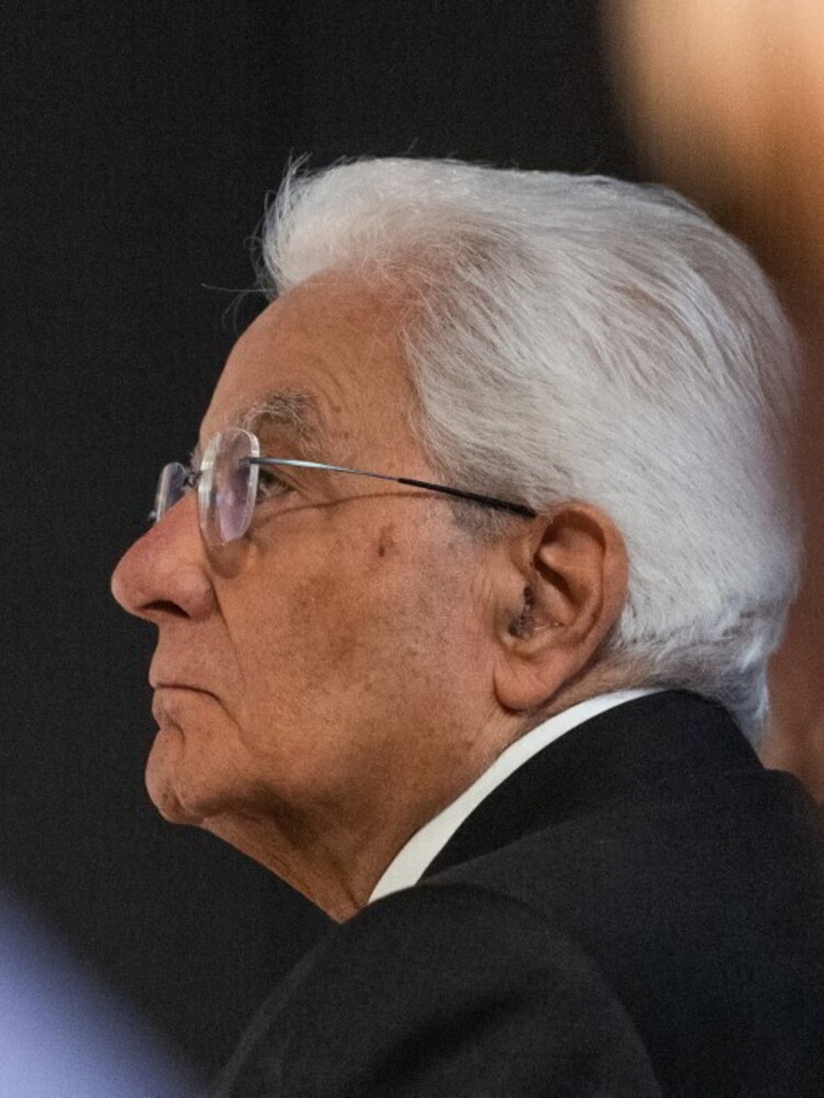 "Cure uguali per tutti, no a divari tra territori". Il monito di Mattarella