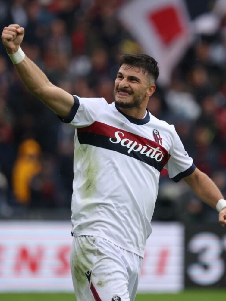 Il Bologna torna alla vittoria, 2-0 a Cagliari