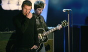 "Definitive Oasis": in un libro il mito dei fratelli Gallagher