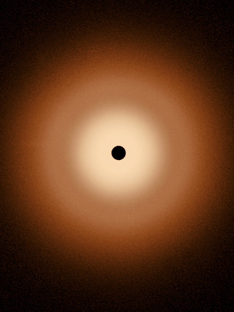 Come nascono i pianeti? Questo disco intorno a Vega ci avvicina alla risposta
