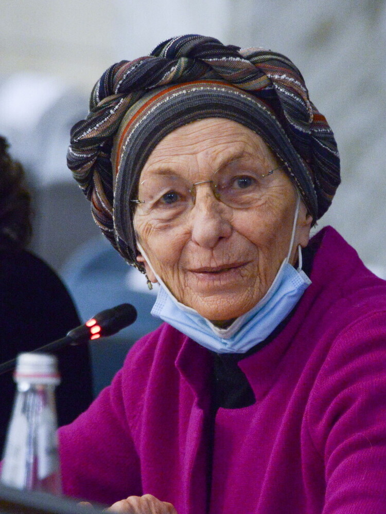 Papa Francesco a casa di Emma Bonino, "l'ho trovata benissimo" [VIDEO]