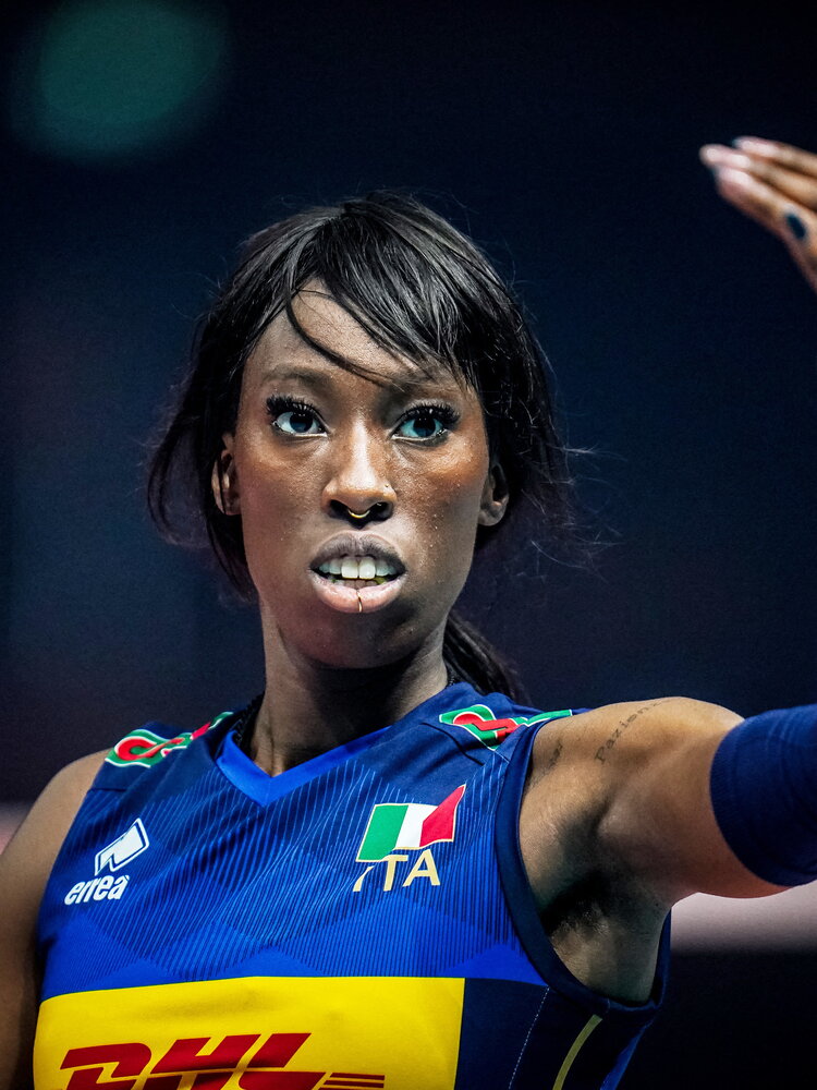 Paola Egonu può tornare ad allenarsi, c'è il via libera dei medici