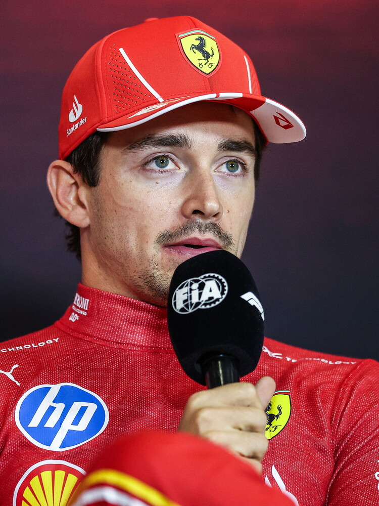 "Basta multe per le parolacce, siamo adulti". La protesta dei piloti di F1