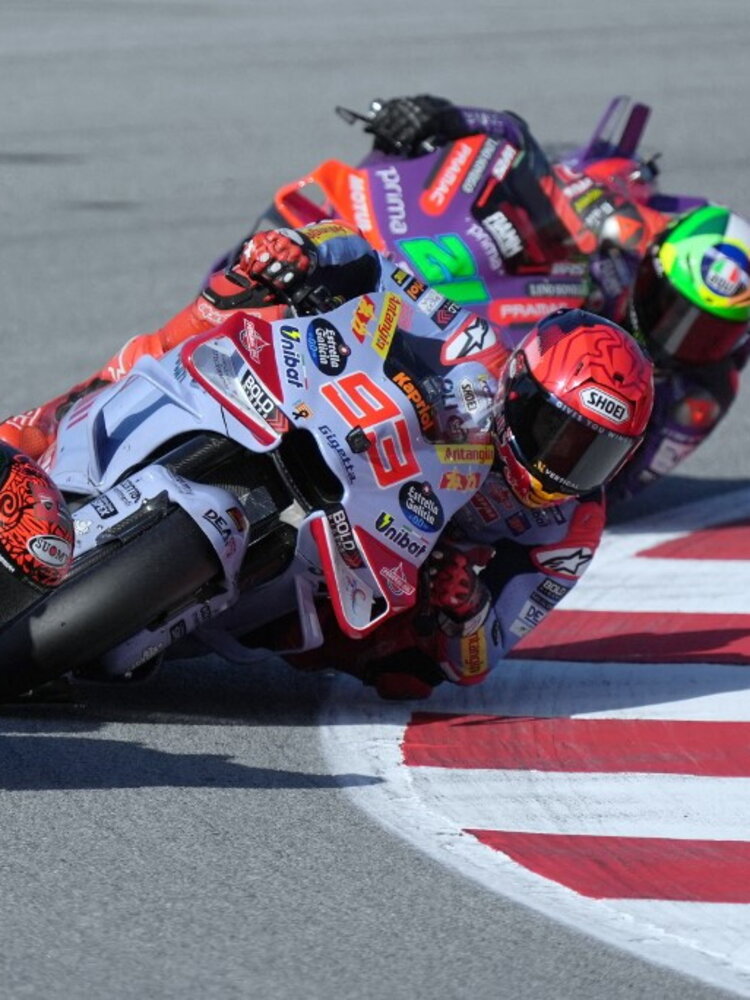 Bagnaia in pole a Barcellona, Martin solo quarto