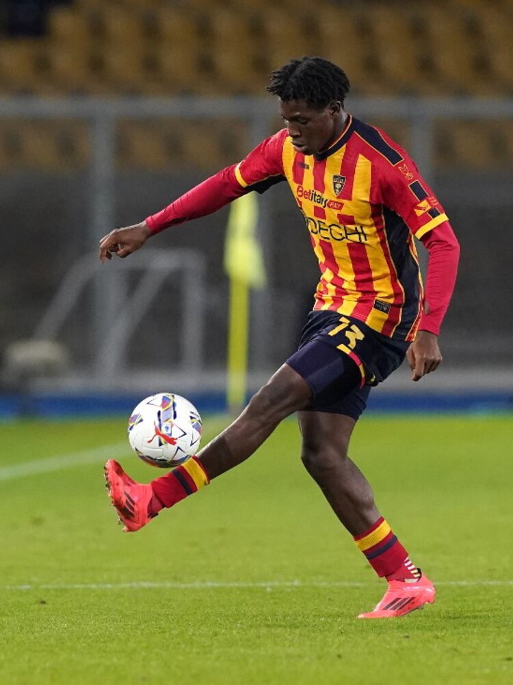 Lecce corsaro a Venezia nello scontro salvezza