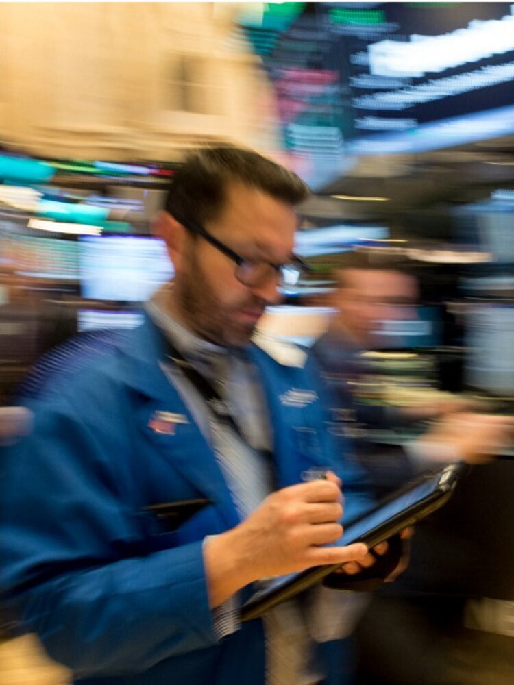 Male Stellantis (-5,8%) e titoli auto dopo gli annunci di Trump