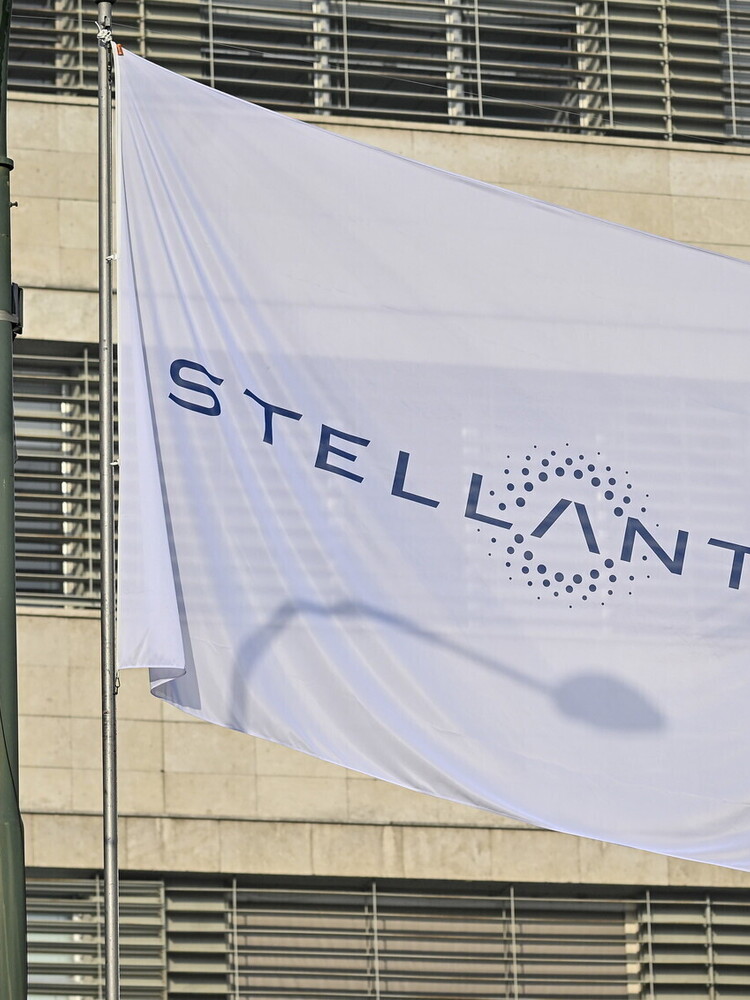 Stellantis, i sindacati in assemblea per salvare lo stabilimento di Melfi