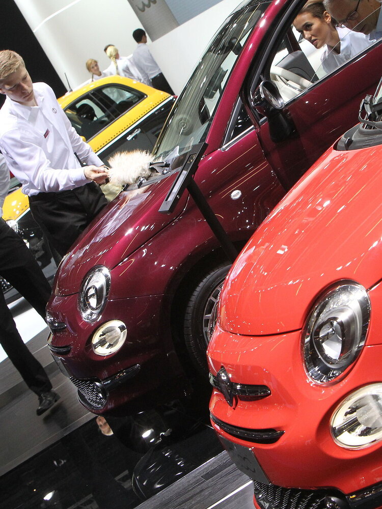 Novembre nero per le immatricolazioni auto, Stellantis perde il 24 per cento