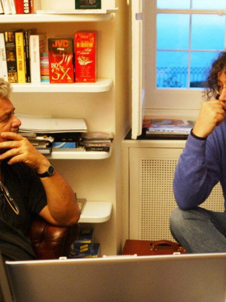 Nuovo partito battaglia legale, la sfida di Grillo alle 11,03