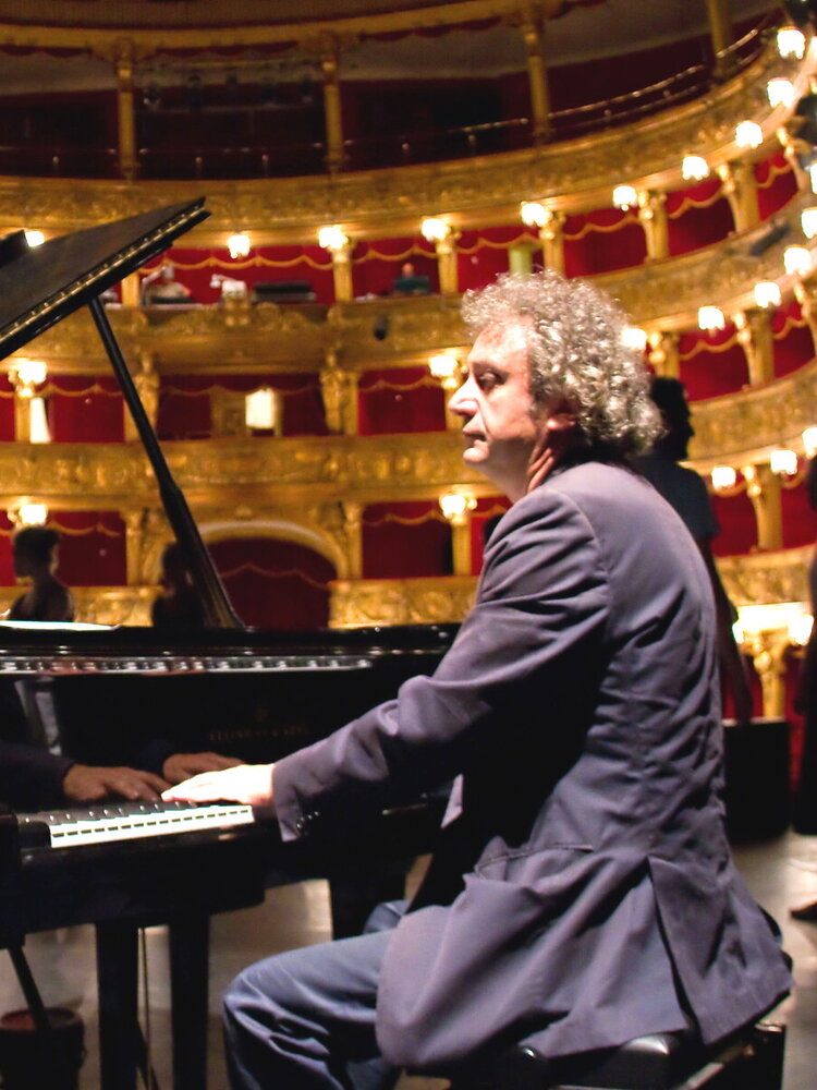 A Napoli il concerto di Cacciapaglia 