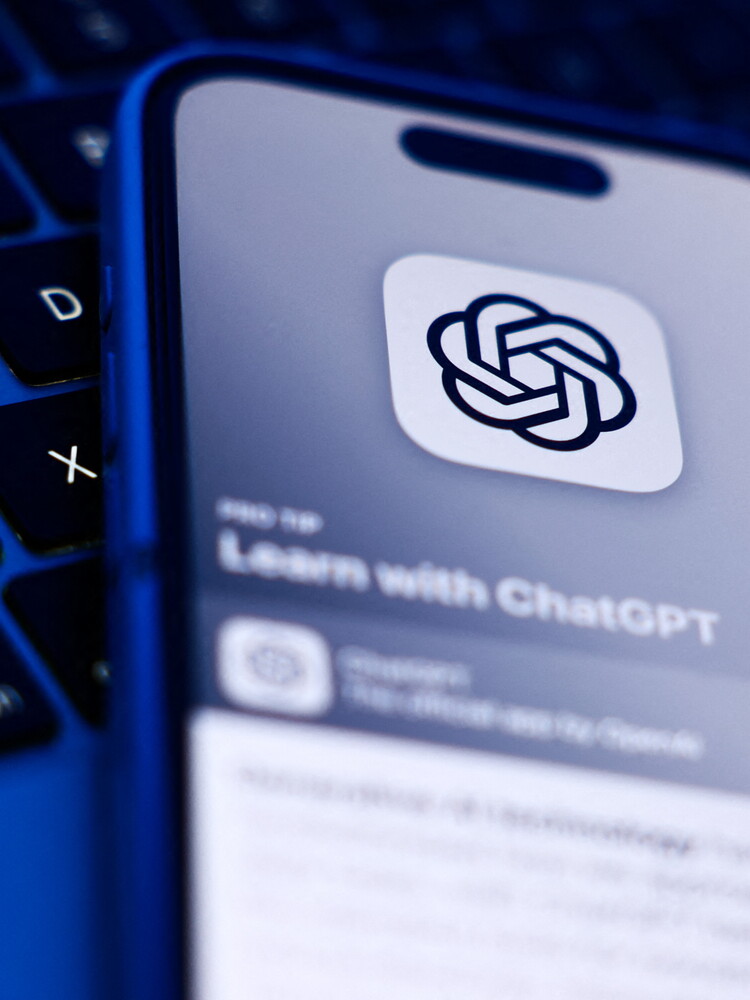 Apple integra ChatGPT nel suo sistema di intelligenza artificiale