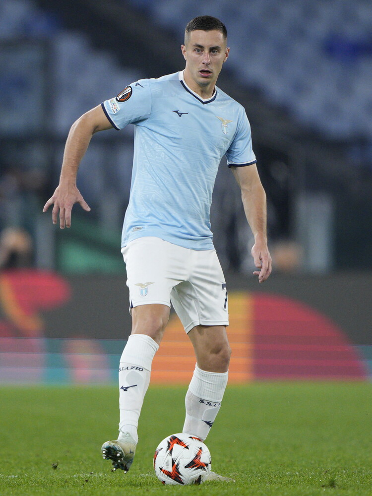 La Lazio rialza la testa, Lecce battuto 2-1