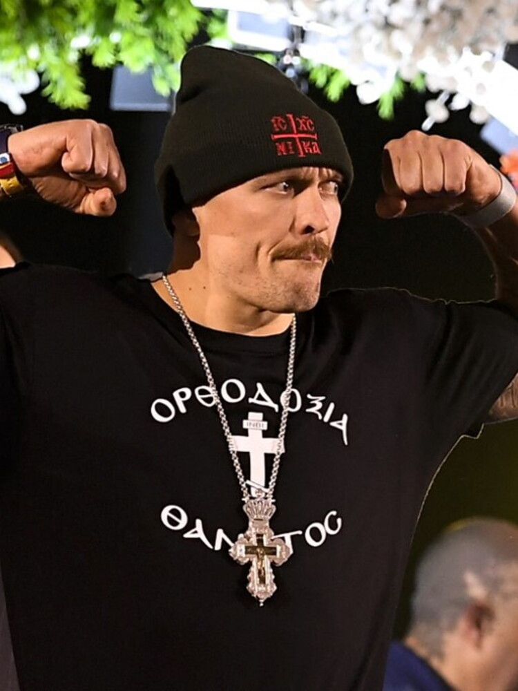 Pugilato: Usyk batte Fury e rimane campione del mondo dei pesi massimi