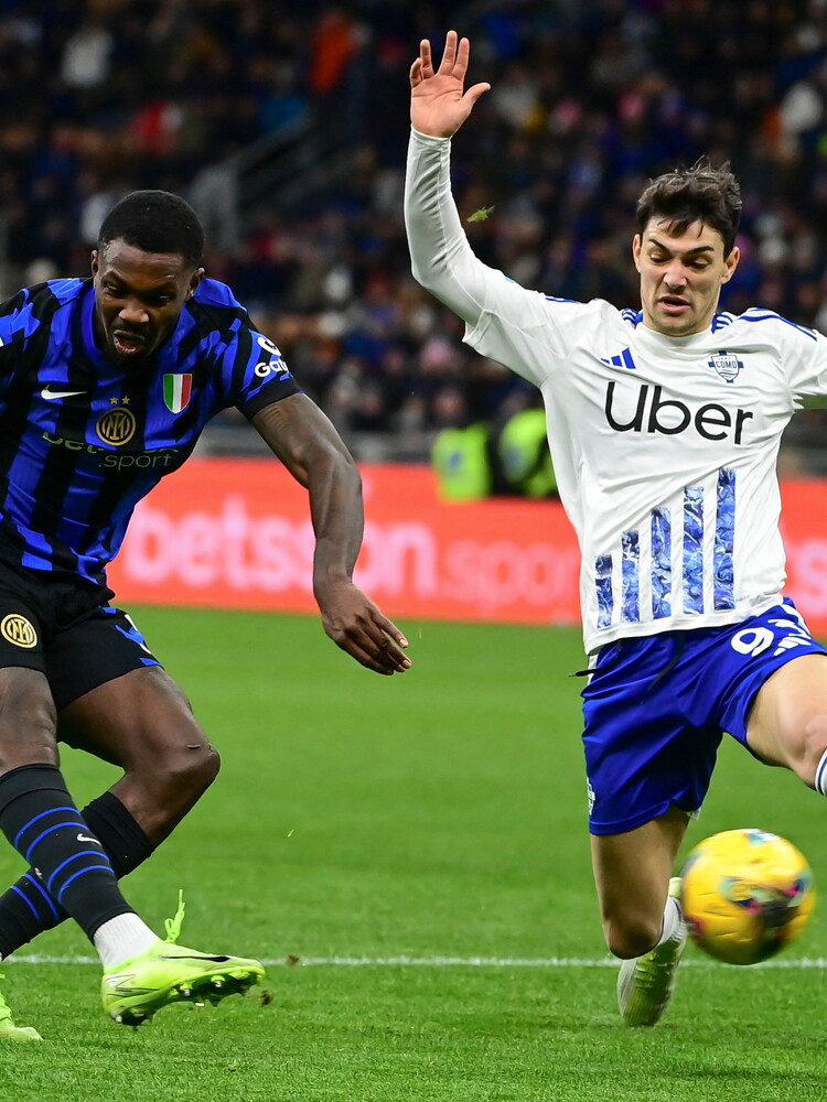 L'Inter batte il Como 2-0 ed è a -3 dall'Atalanta capolista