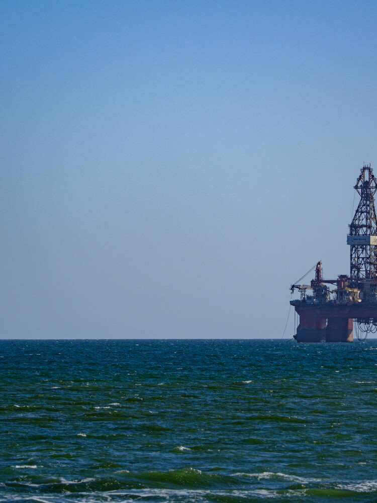 Stretta sulle trivelle offshore, l'ultima mossa di Biden