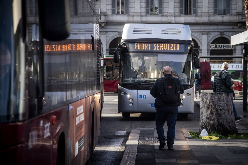 Al via lo sciopero: tutti gli stop a treni e trasporti locali
