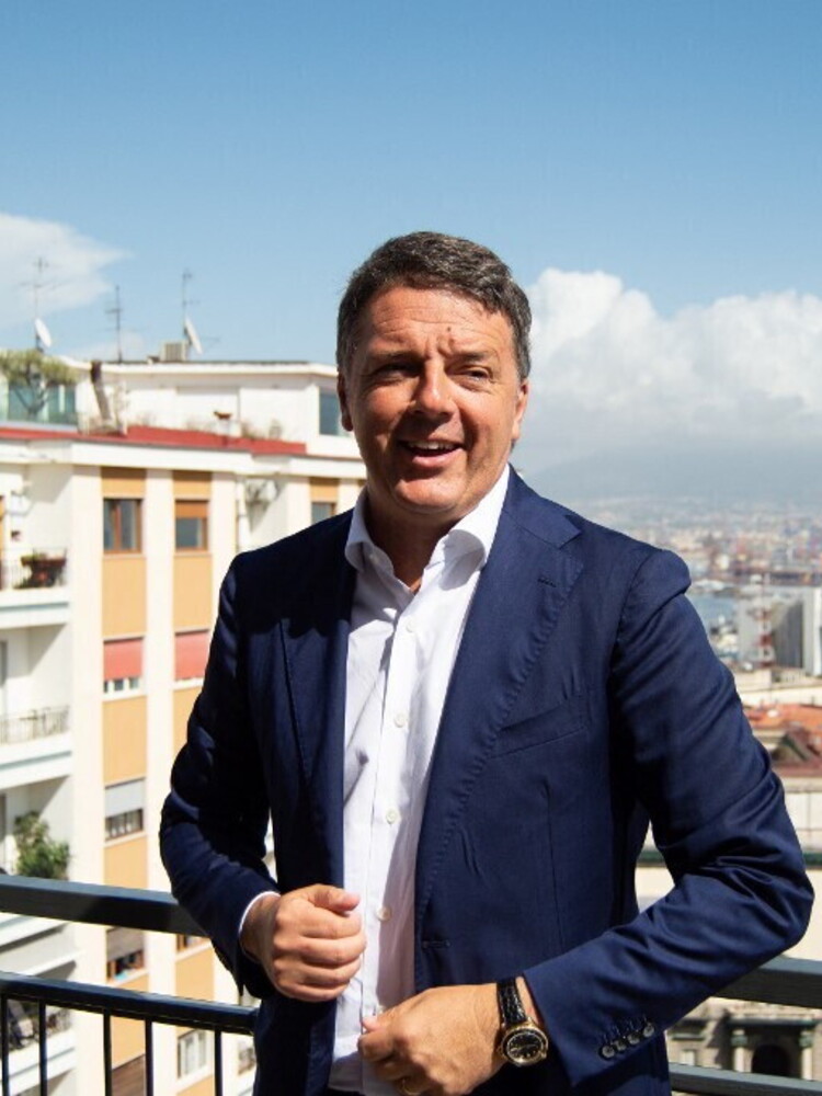 In duemila alla kermesse per i 50 anni di Renzi. E a ottobre torna la Leopolda