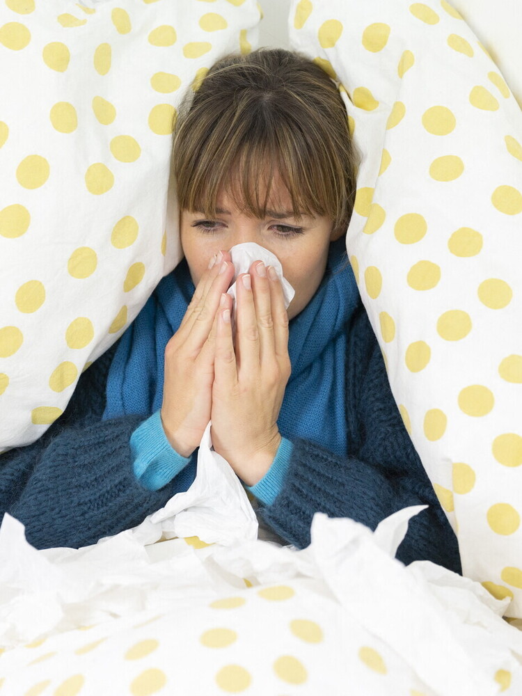 Tutti a letto con febbre e raffreddore, 840mila casi in una settimana