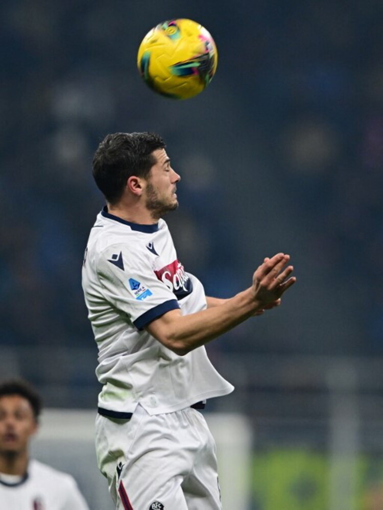 Il Bologna batte il Monza in rimonta 3-1