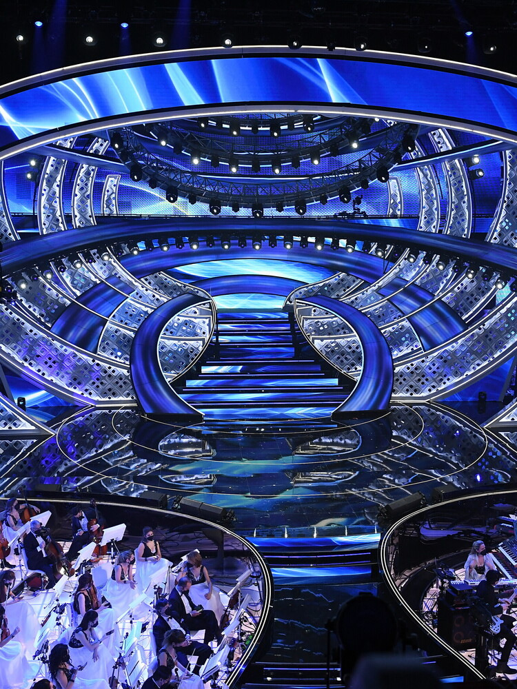 L'altra faccia di Sanremo. Gli artisti in gara anche per la solidarietà