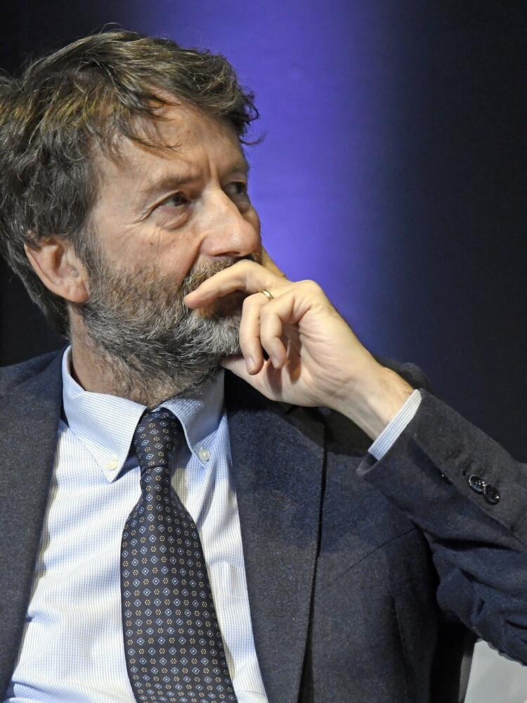 Pd molto timido sul 'lodo' Franceschini. I Cinquestelle, "valutiamo"