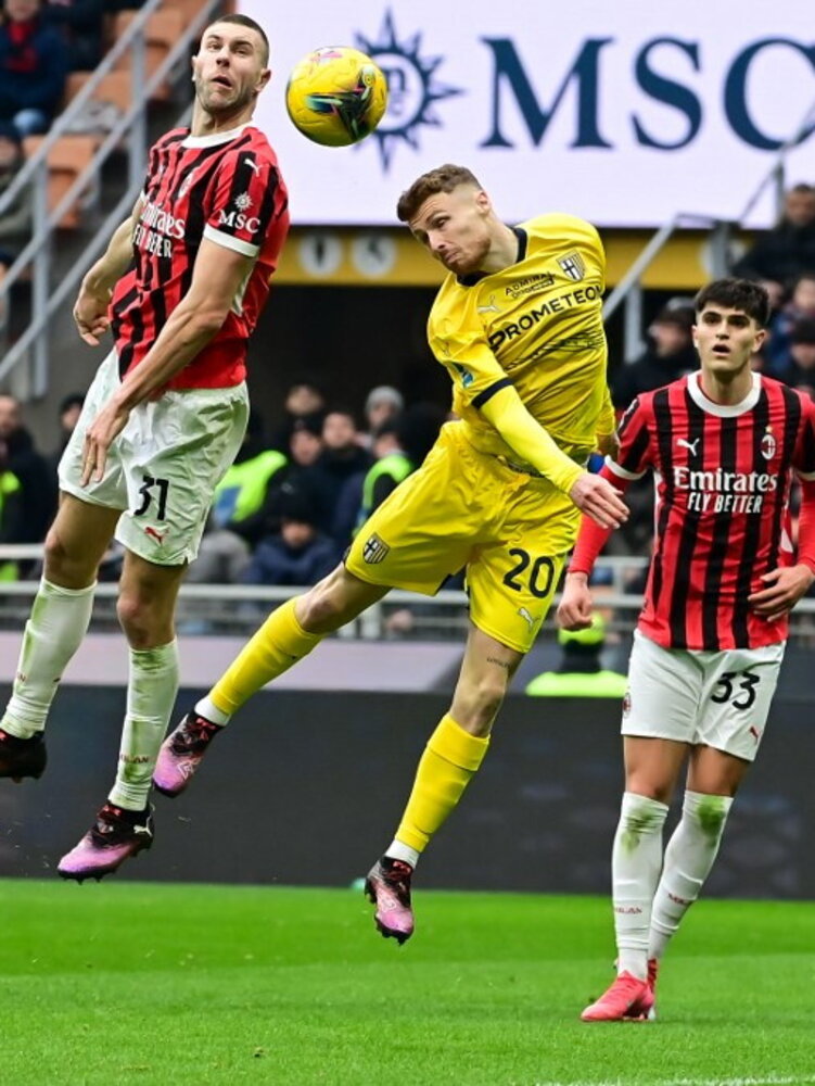 Milan-Parma 3-2, i rossoneri ribaltano la gara nel recupero