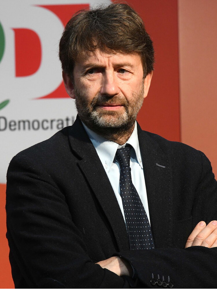 Apertura di M5s e Iv al 'lodo' Franceschini. Schlein, "avanti sui temi"