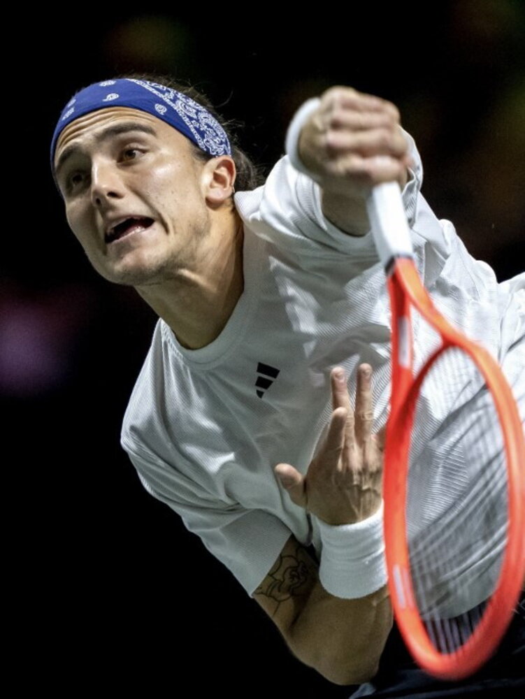 Bellucci batte Tsitsipas e va in semifinale a Rotterdam, passa anche il duo Bolelli-Vavassori