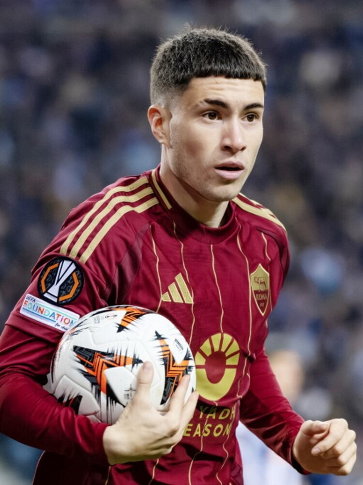 La Roma passa a Parma 1-0, decide una magia di Soulè