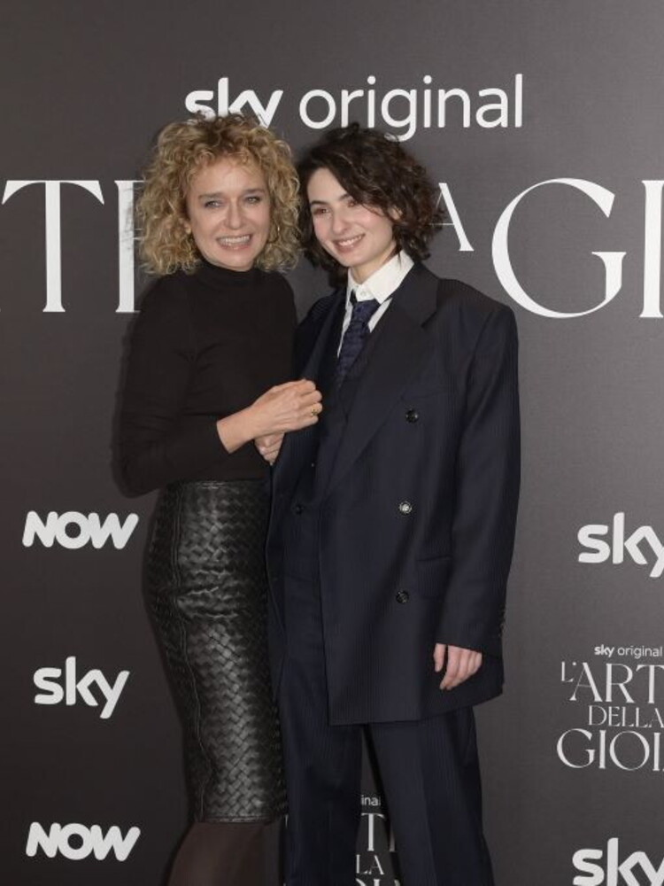  'L'arte della gioia', la serie 'scabrosa' di Valeria Golino in onda su Sky