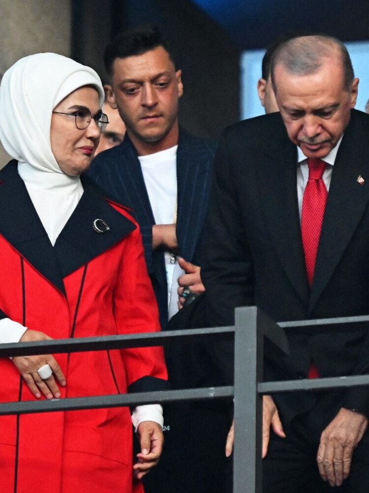 Dal Real al 'Sultano', Ozil diventa consigliere di Erdogan