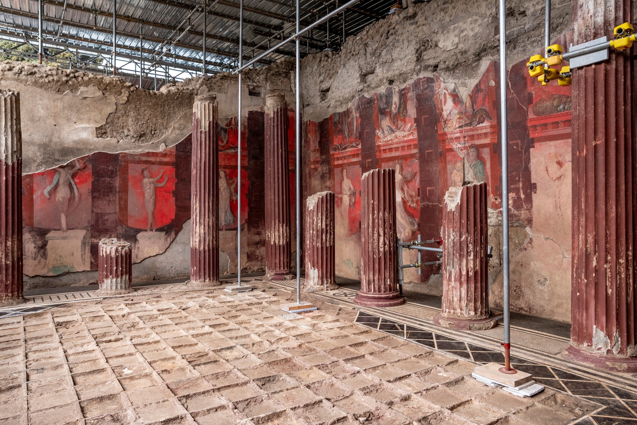 L'ultima estate di Pompei, quando il Vesuvio seppellì una città (e un mondo) in crisi
