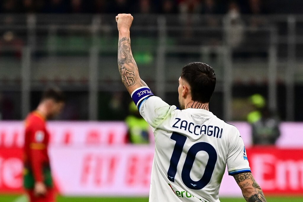 Solo 0-0 tra Cagliari e Lazio, annullato gol ai sardi; espulso Mina