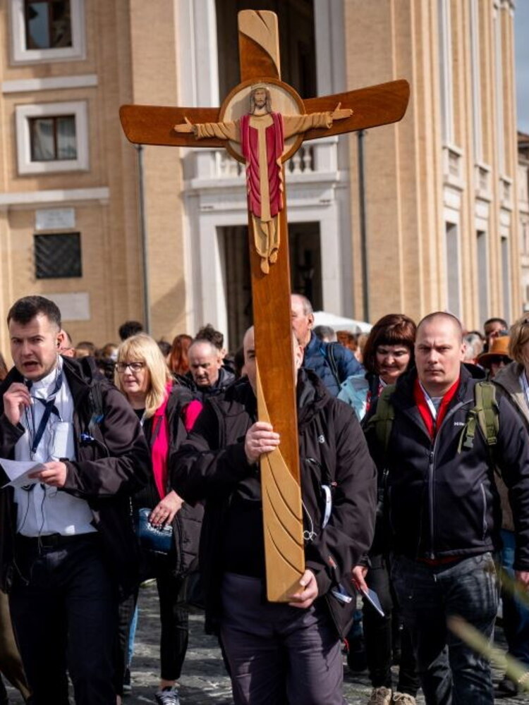 Boom di pellegrini per il Giubileo, ma "affari" sotto le aspettative
