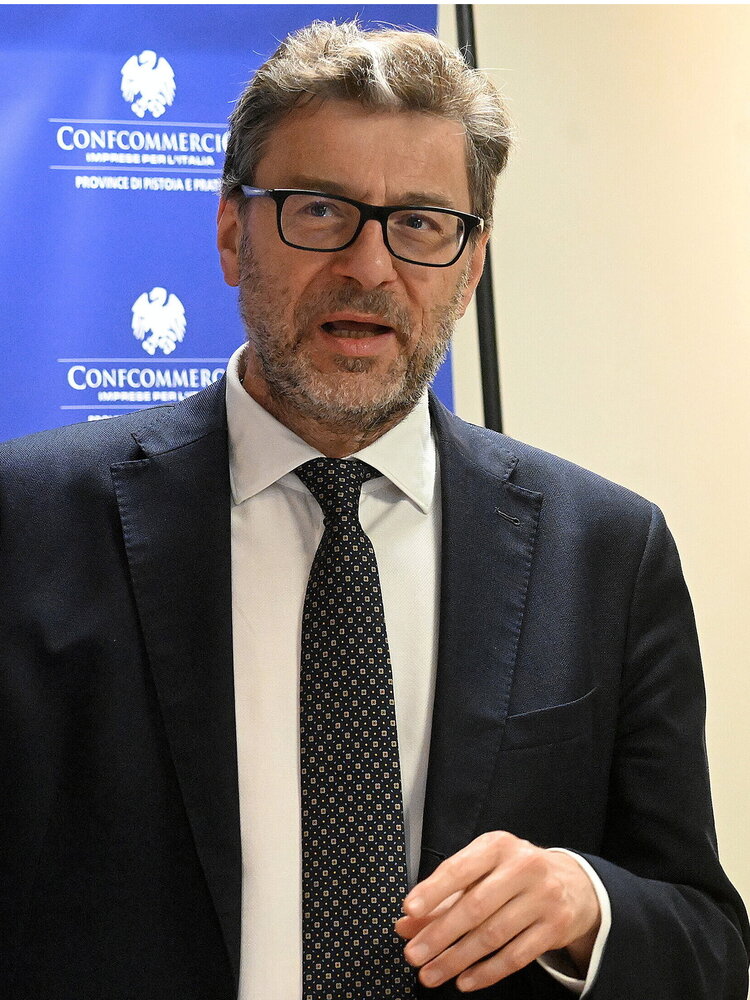 Piano di riarmo europeo, Giorgetti frena: "E' stato fatto in fretta e furia e senza logica"