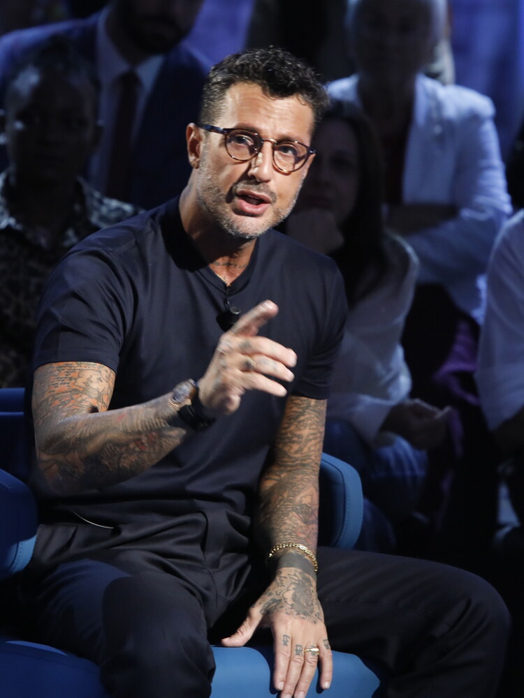 La Consob vieta l'offerta del memecoin "$Corona"