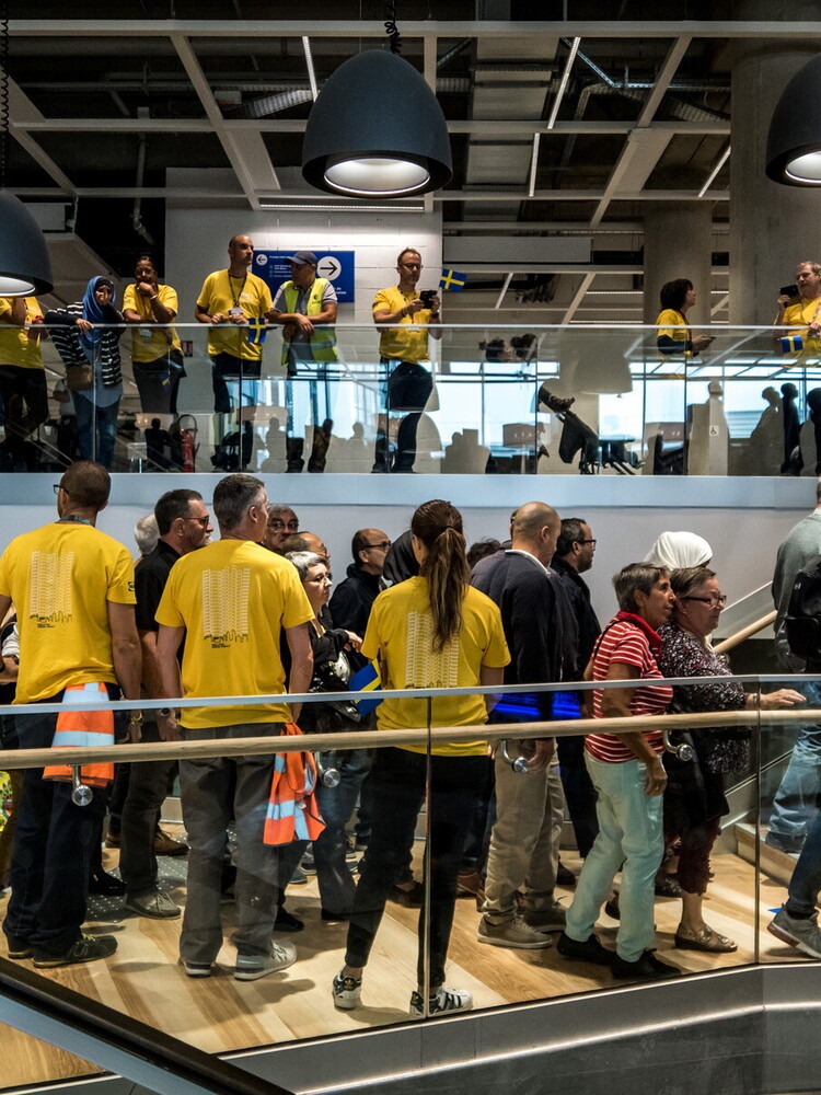 Ikea si ferma, lavoratori in sciopero per un contratto migliore