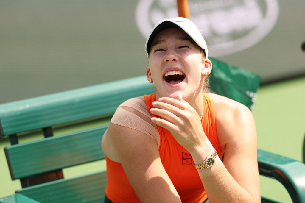 Mira Andreeva batte Maja Chwalinska e vince il Roland Garros
