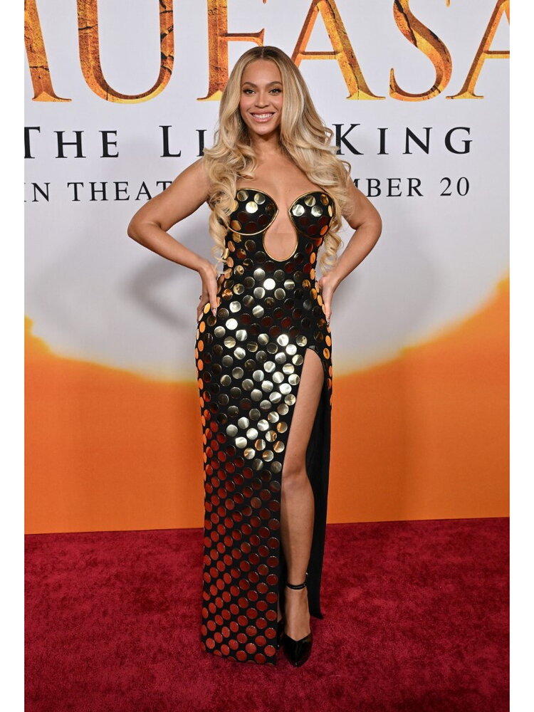 Il guardaroba di Beyoncé per il tour mondiale 2025: un mix di moda, glamour e potenza