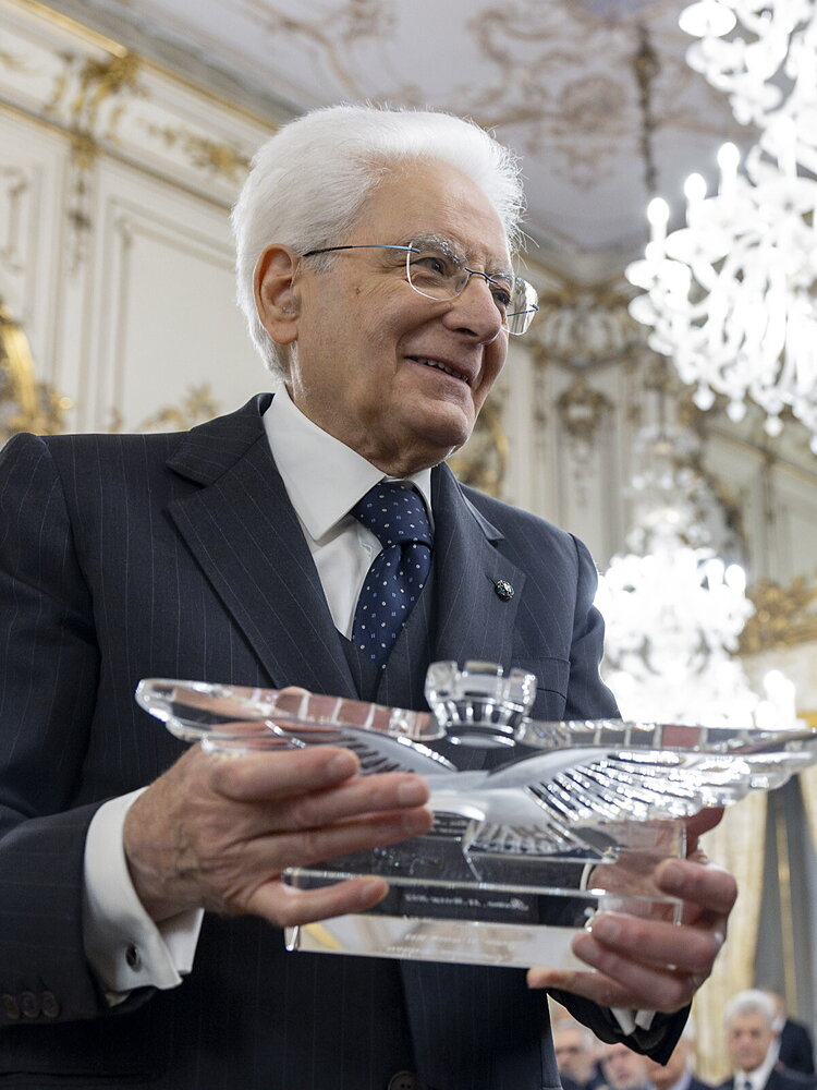 Mattarella: "Non sono rinviabili i processi decisionali dell'Ue sulla Difesa"