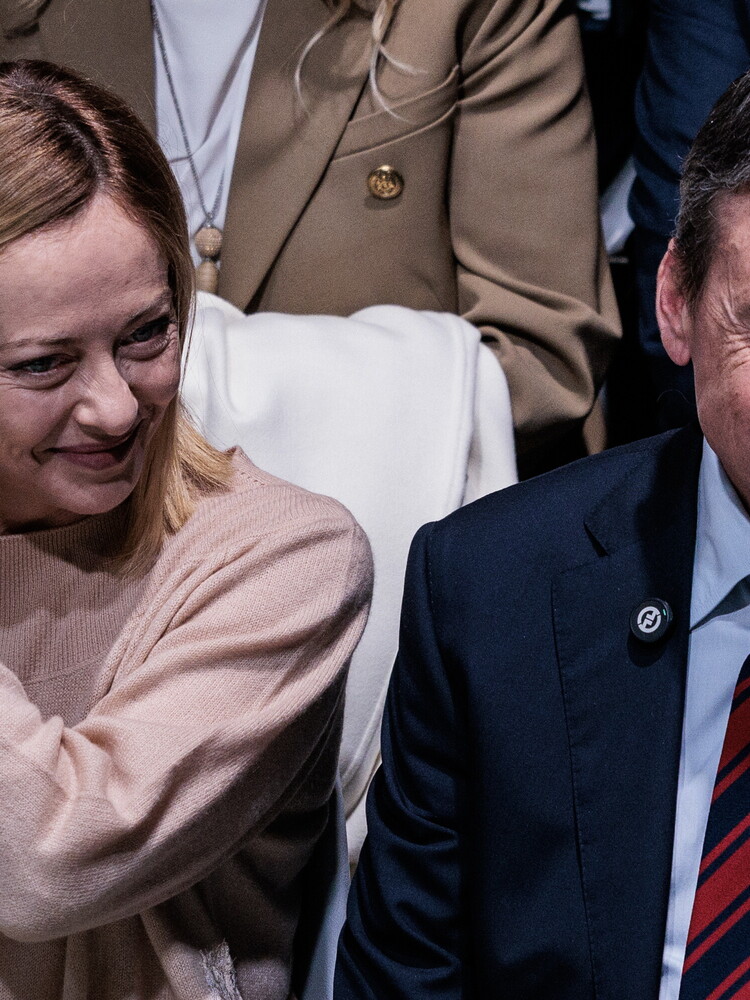 Per Calenda le sirene dal centrodestra. Il Pd chiede chiarezza