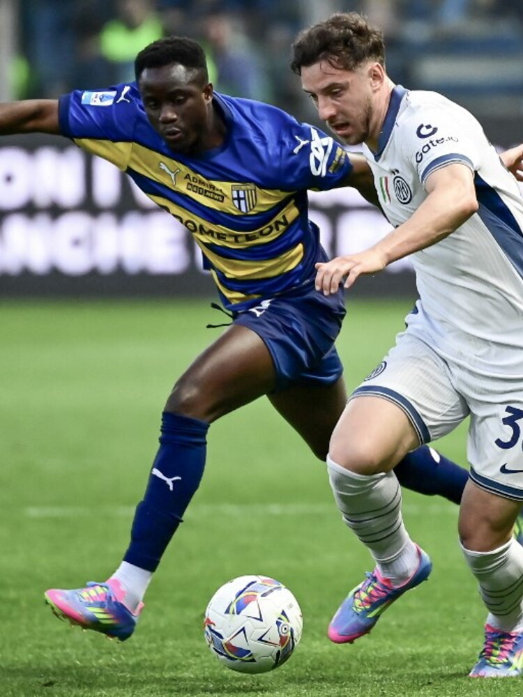 Il Parma in rimonta frena la corsa scudetto dell'Inter, finisce 2-2