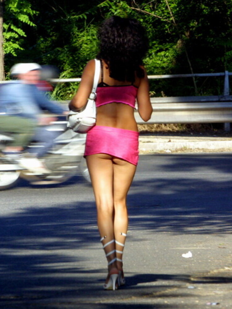 Arriva un codice Ateco anche per prostitute ed escort