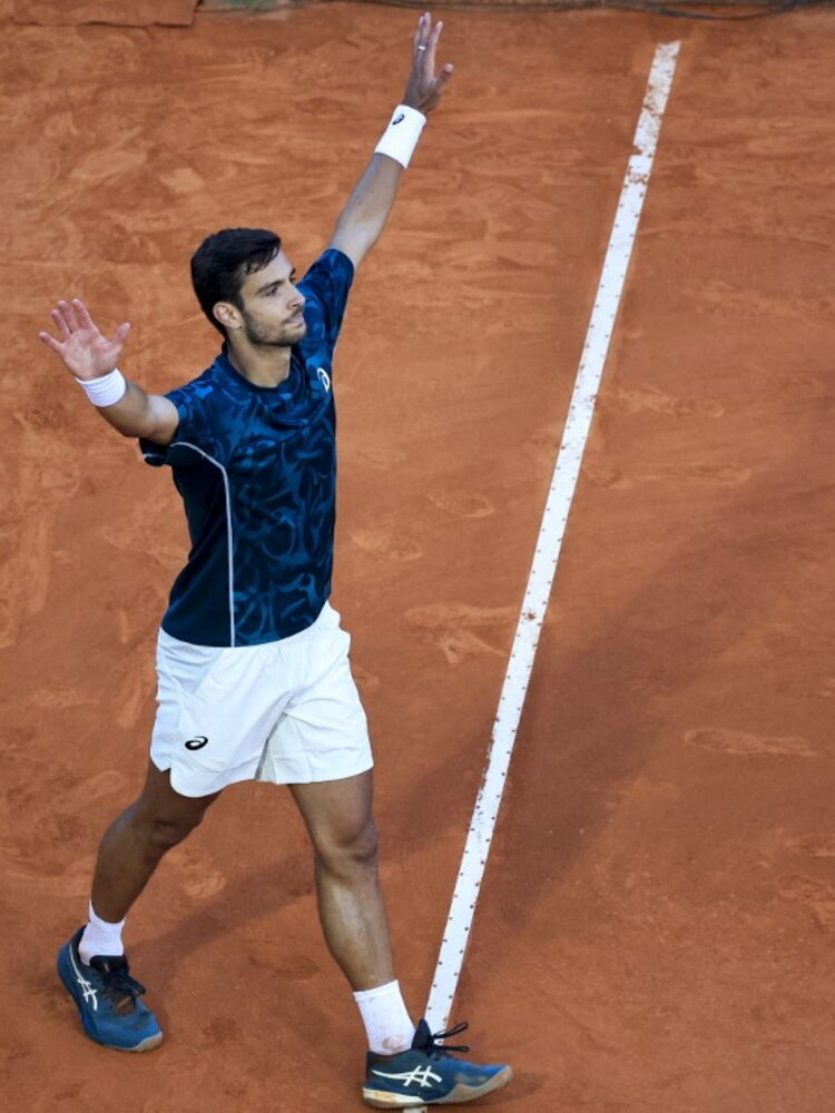 Tennis, a Montecarlo Musetti batte Tsitsipas e va in semifinale