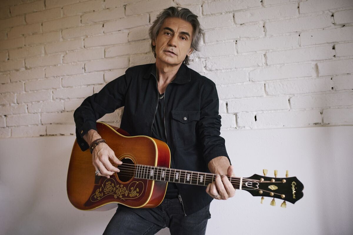 Ligabue, al via il tour di "Certe Notti" in Europa
